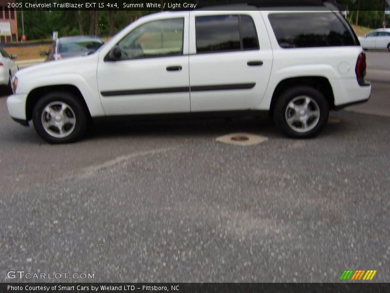 Summit White / Light Gray 2005 Chevrolet TrailBlazer EXT LS 4x4