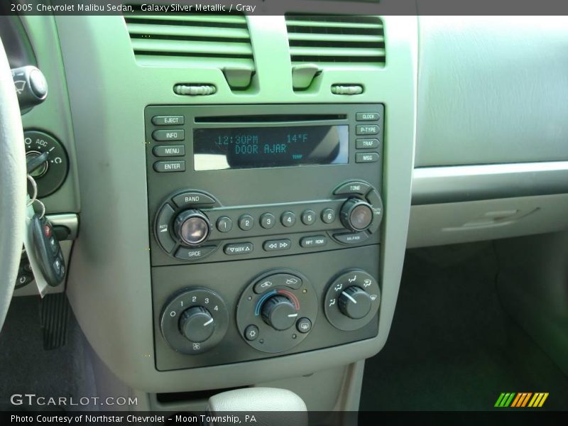 Galaxy Silver Metallic / Gray 2005 Chevrolet Malibu Sedan