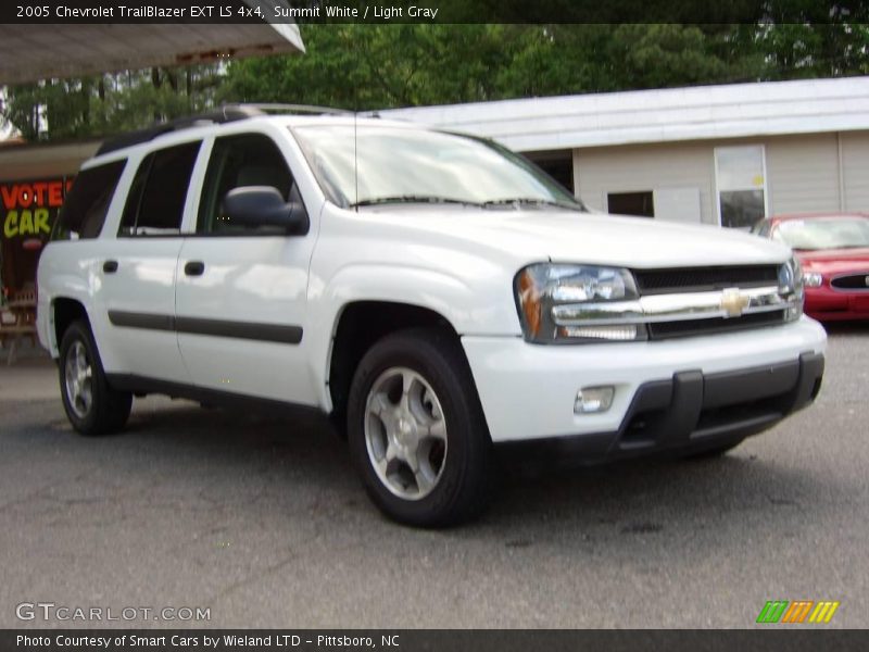 Summit White / Light Gray 2005 Chevrolet TrailBlazer EXT LS 4x4