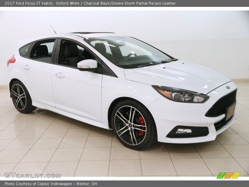 Oxford White / Charcoal Black/Smoke Storm Partial Recaro Leather 2017 Ford Focus ST Hatch