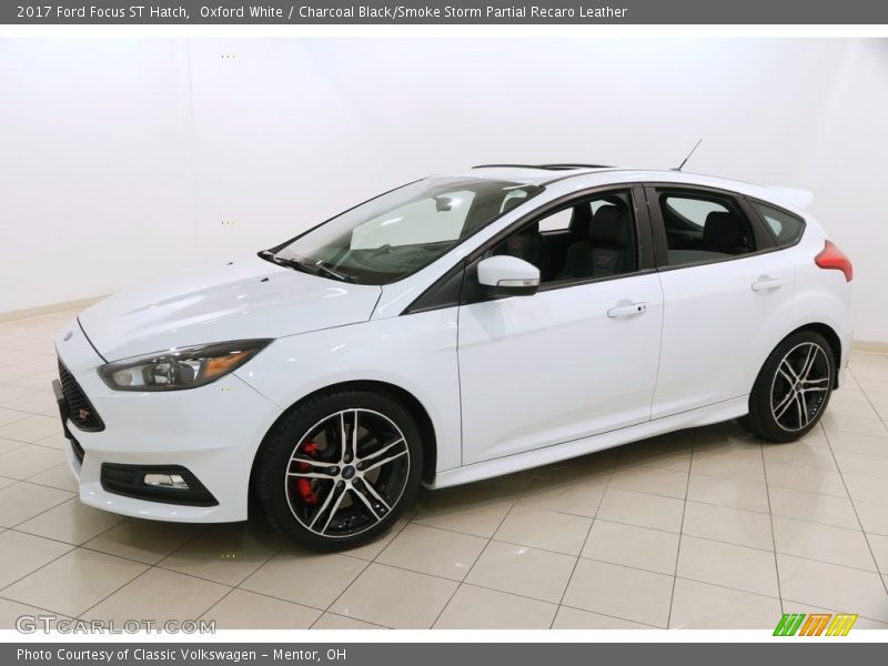 Oxford White / Charcoal Black/Smoke Storm Partial Recaro Leather 2017 Ford Focus ST Hatch