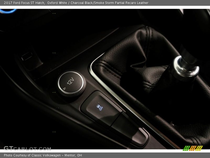 Oxford White / Charcoal Black/Smoke Storm Partial Recaro Leather 2017 Ford Focus ST Hatch