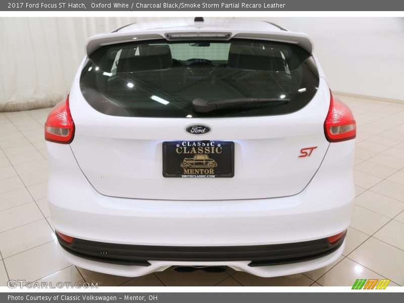Oxford White / Charcoal Black/Smoke Storm Partial Recaro Leather 2017 Ford Focus ST Hatch
