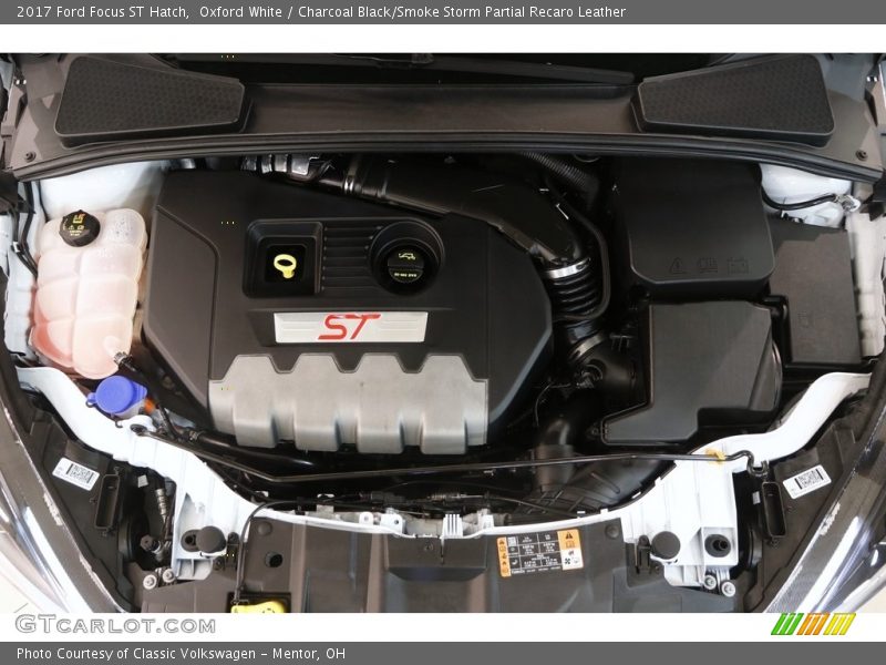 Oxford White / Charcoal Black/Smoke Storm Partial Recaro Leather 2017 Ford Focus ST Hatch