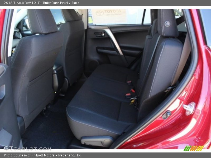 Ruby Flare Pearl / Black 2018 Toyota RAV4 XLE