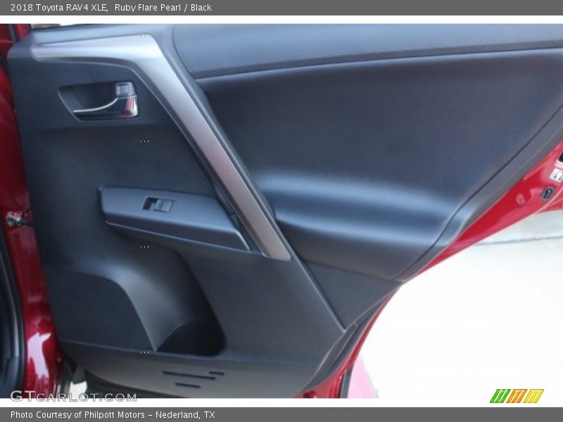 Ruby Flare Pearl / Black 2018 Toyota RAV4 XLE