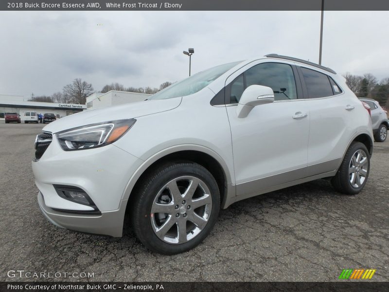 Front 3/4 View of 2018 Encore Essence AWD