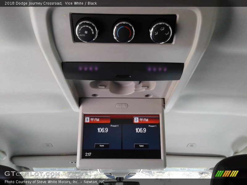Vice White / Black 2018 Dodge Journey Crossroad