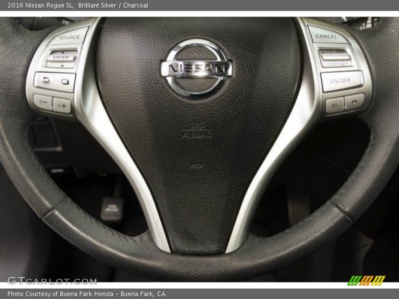 Brilliant Silver / Charcoal 2016 Nissan Rogue SL