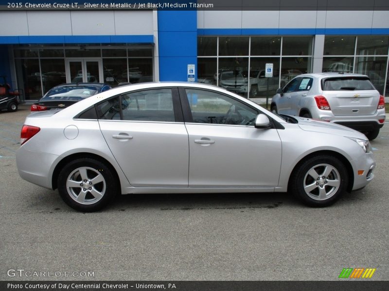 Silver Ice Metallic / Jet Black/Medium Titanium 2015 Chevrolet Cruze LT
