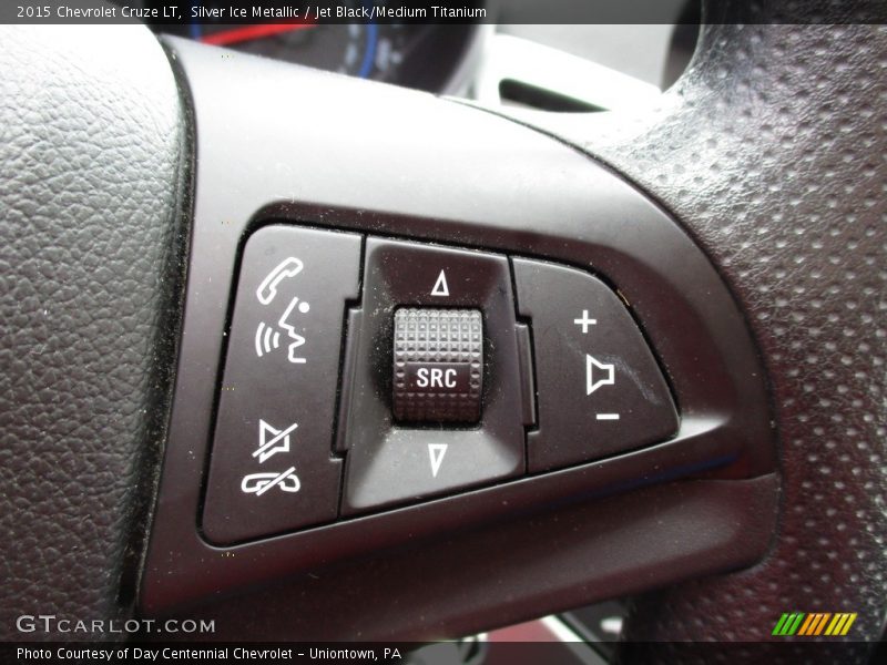Silver Ice Metallic / Jet Black/Medium Titanium 2015 Chevrolet Cruze LT