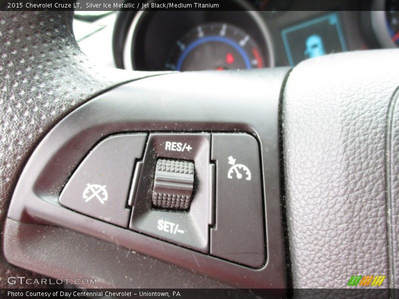 Silver Ice Metallic / Jet Black/Medium Titanium 2015 Chevrolet Cruze LT