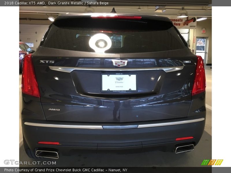 Dark Granite Metallic / Sahara Beige 2018 Cadillac XT5 AWD