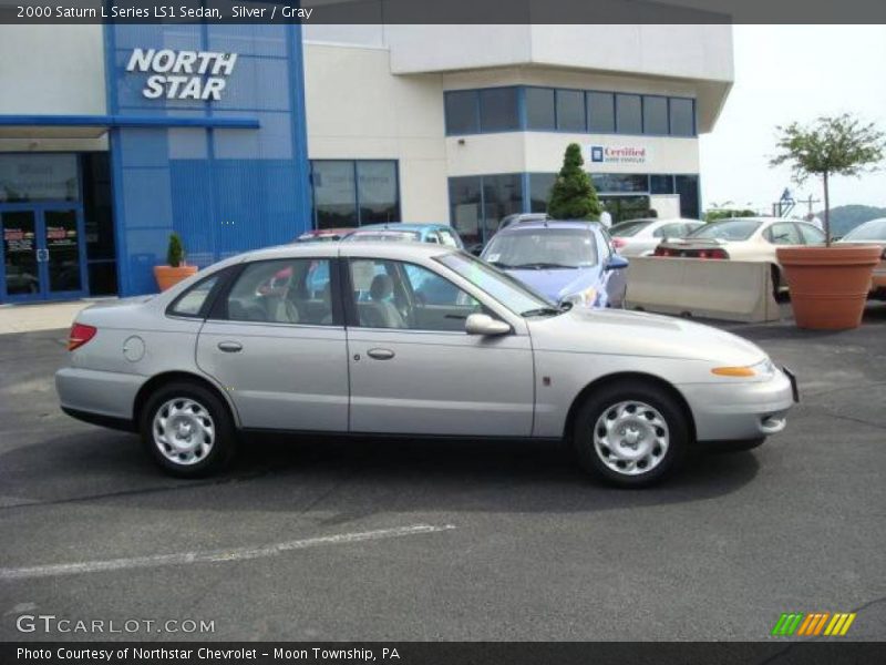 Silver / Gray 2000 Saturn L Series LS1 Sedan