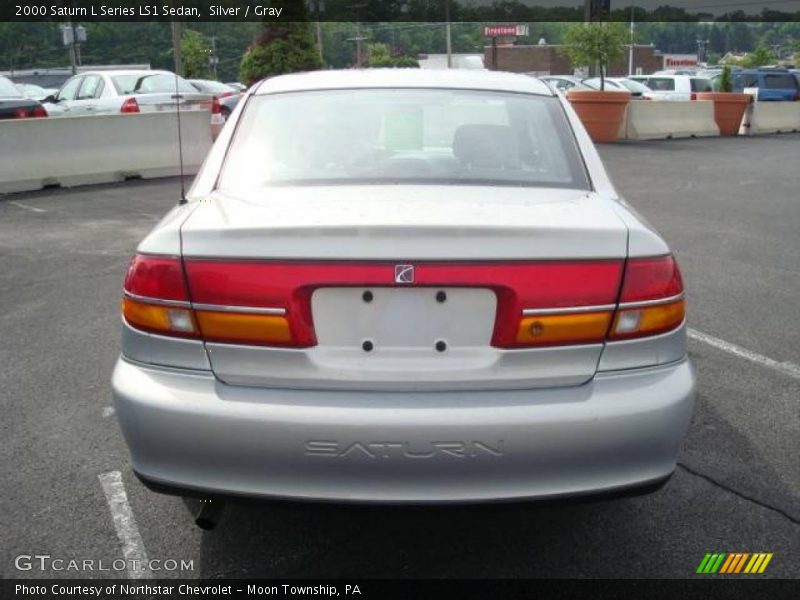 Silver / Gray 2000 Saturn L Series LS1 Sedan