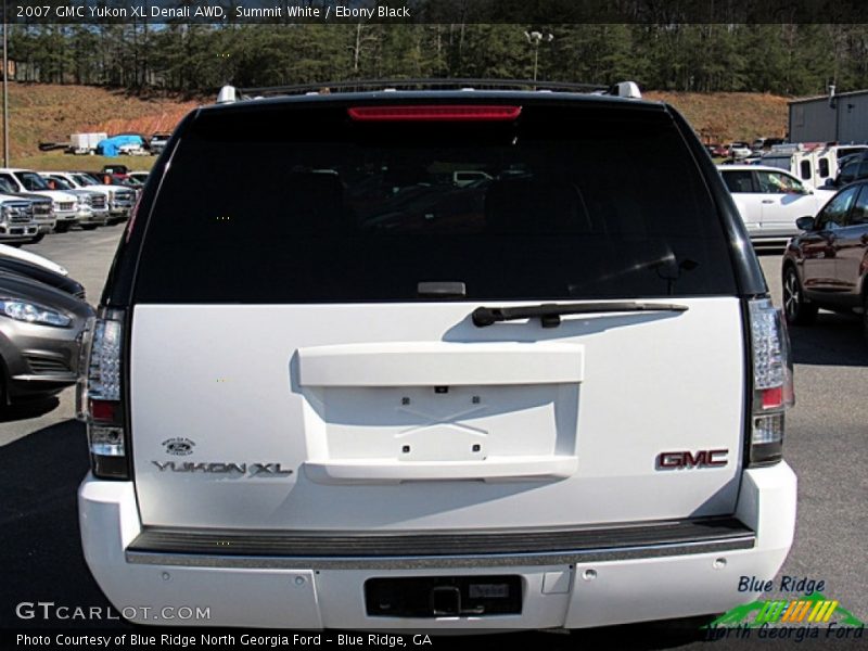 Summit White / Ebony Black 2007 GMC Yukon XL Denali AWD