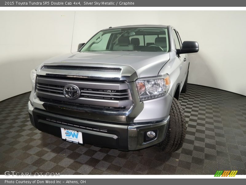 Silver Sky Metallic / Graphite 2015 Toyota Tundra SR5 Double Cab 4x4