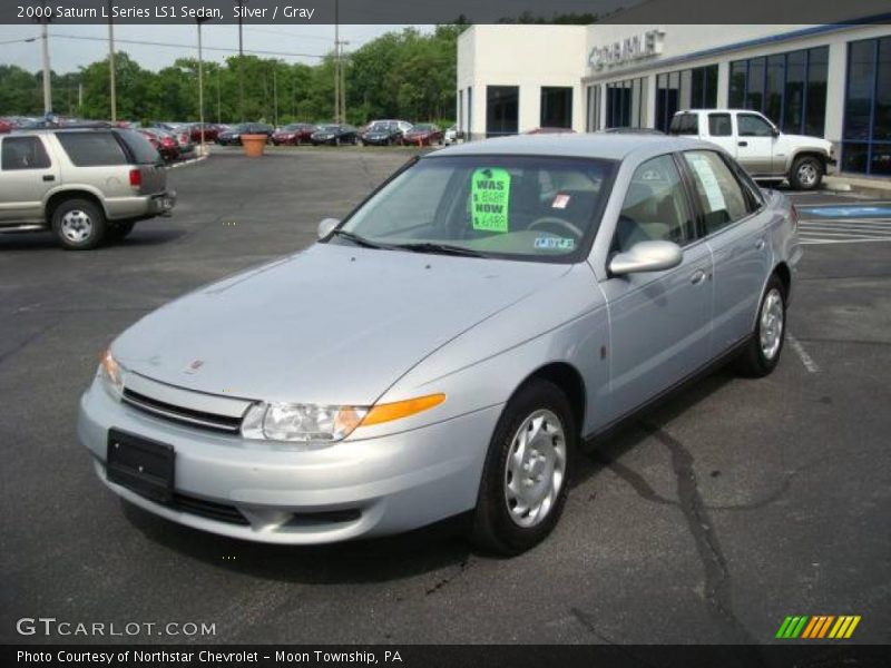 Silver / Gray 2000 Saturn L Series LS1 Sedan