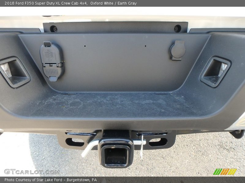 Oxford White / Earth Gray 2018 Ford F350 Super Duty XL Crew Cab 4x4