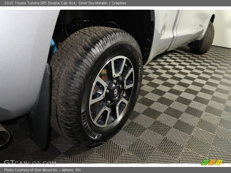 Silver Sky Metallic / Graphite 2015 Toyota Tundra SR5 Double Cab 4x4