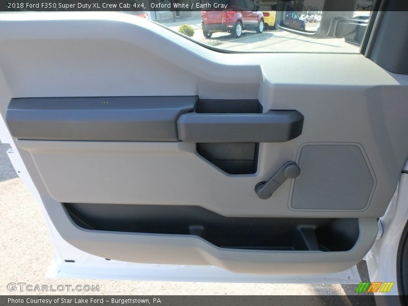 Oxford White / Earth Gray 2018 Ford F350 Super Duty XL Crew Cab 4x4