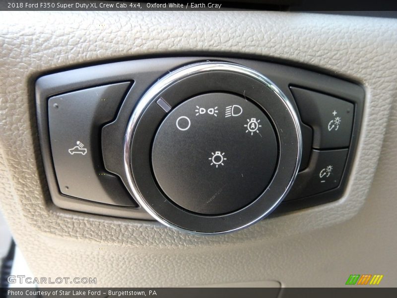 Oxford White / Earth Gray 2018 Ford F350 Super Duty XL Crew Cab 4x4