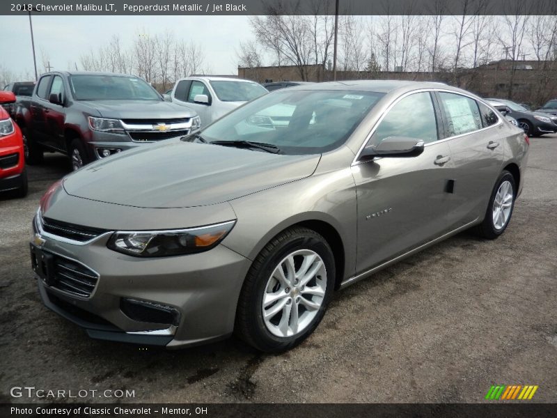 Pepperdust Metallic / Jet Black 2018 Chevrolet Malibu LT
