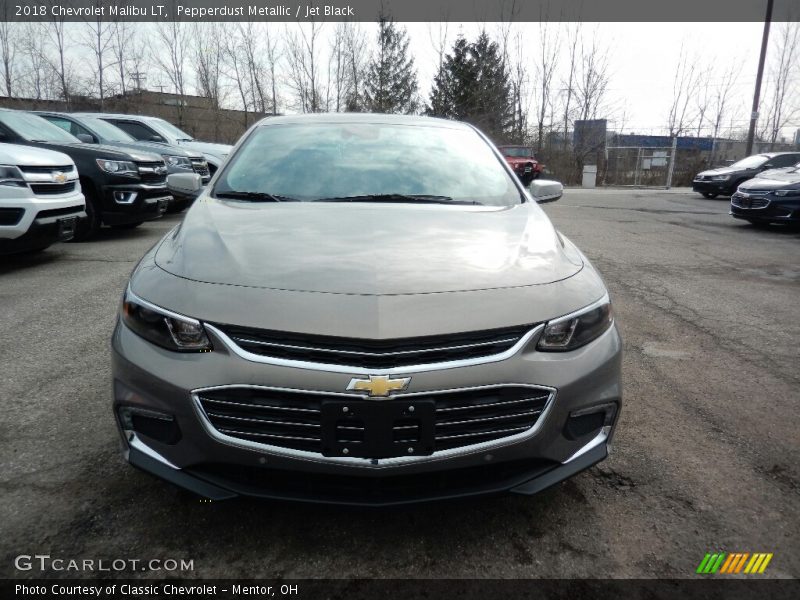 Pepperdust Metallic / Jet Black 2018 Chevrolet Malibu LT