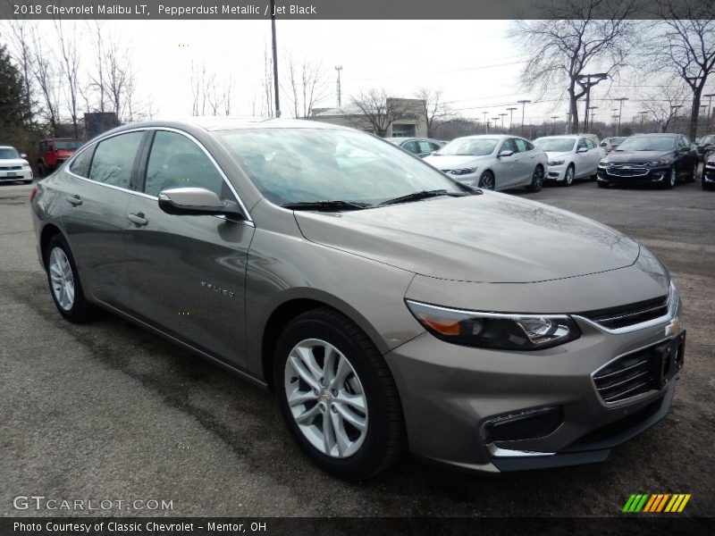 Pepperdust Metallic / Jet Black 2018 Chevrolet Malibu LT