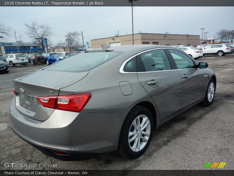 Pepperdust Metallic / Jet Black 2018 Chevrolet Malibu LT