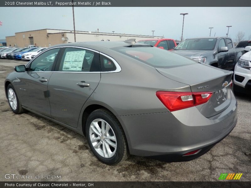 Pepperdust Metallic / Jet Black 2018 Chevrolet Malibu LT