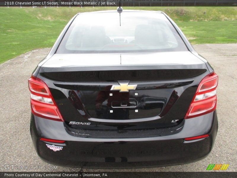Mosaic Black Metallic / Jet Black 2018 Chevrolet Sonic LT Sedan