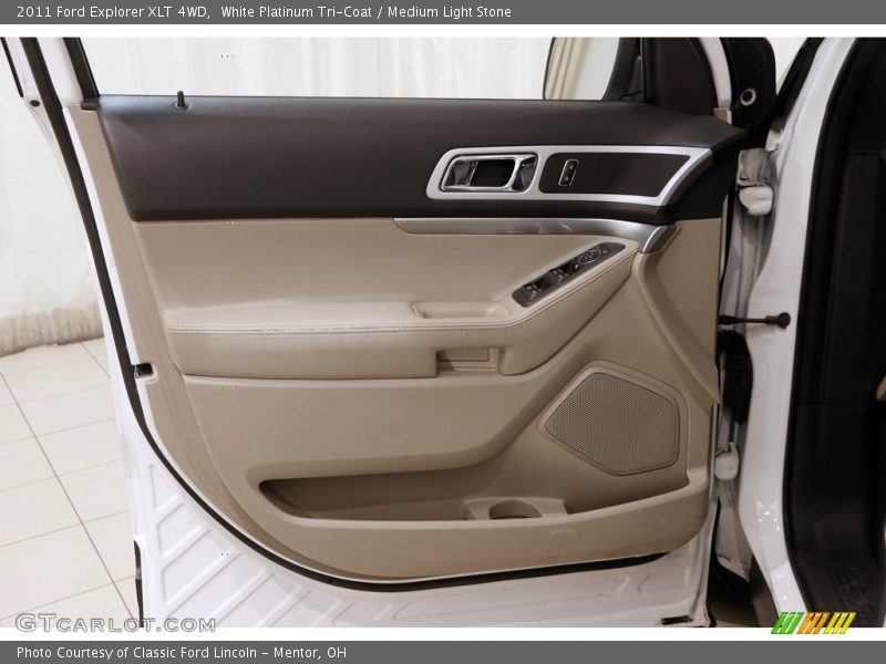 White Platinum Tri-Coat / Medium Light Stone 2011 Ford Explorer XLT 4WD