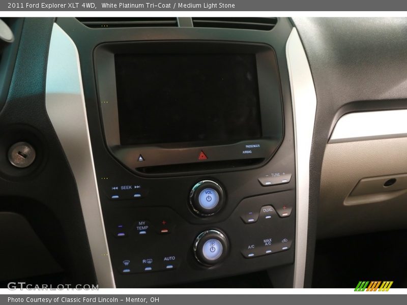 White Platinum Tri-Coat / Medium Light Stone 2011 Ford Explorer XLT 4WD