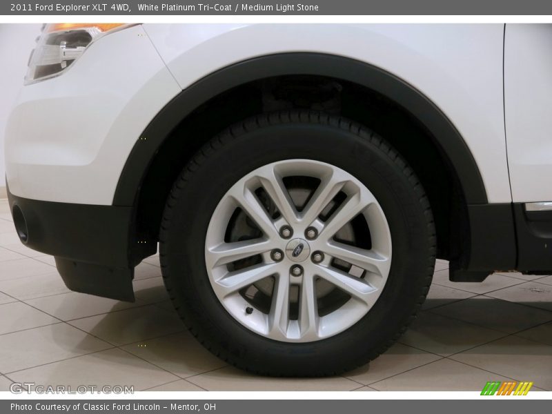 White Platinum Tri-Coat / Medium Light Stone 2011 Ford Explorer XLT 4WD