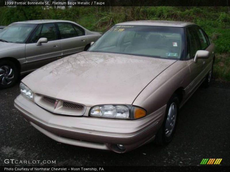 Platinum Beige Metallic / Taupe 1999 Pontiac Bonneville SE