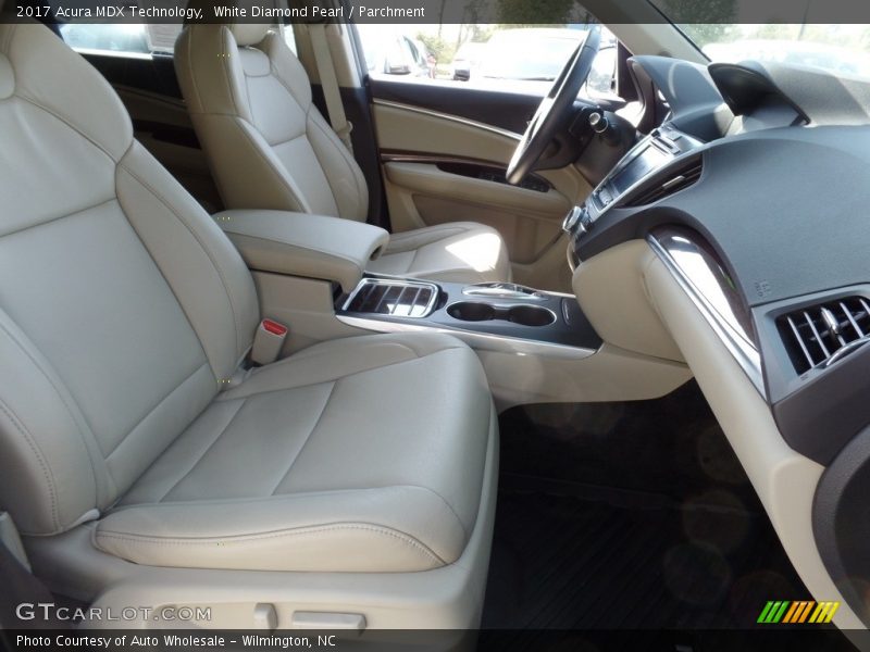 White Diamond Pearl / Parchment 2017 Acura MDX Technology