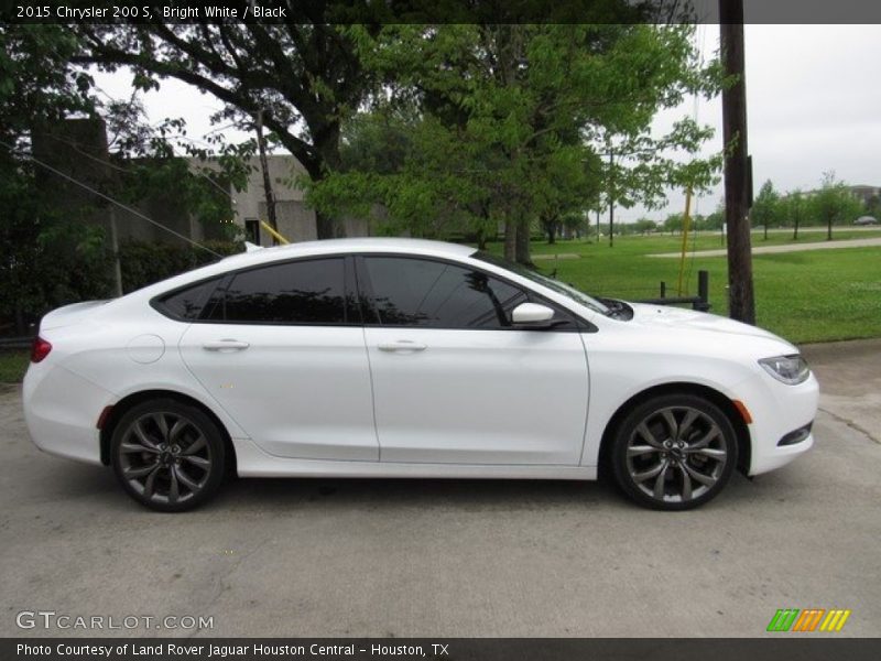 Bright White / Black 2015 Chrysler 200 S