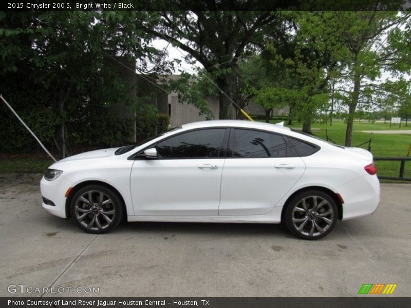 Bright White / Black 2015 Chrysler 200 S