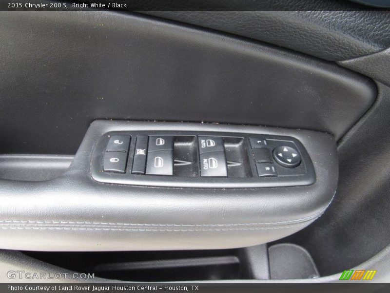 Bright White / Black 2015 Chrysler 200 S