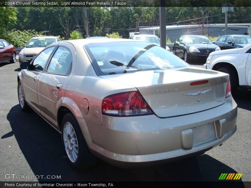 Light Almond Pearl Metallic / Taupe 2004 Chrysler Sebring Sedan
