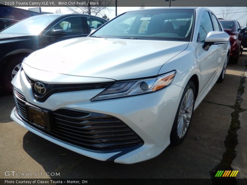 Wind Chill Pearl / Black 2018 Toyota Camry XLE V6