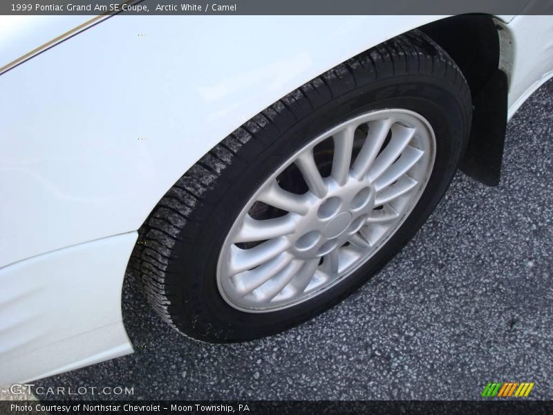 Arctic White / Camel 1999 Pontiac Grand Am SE Coupe