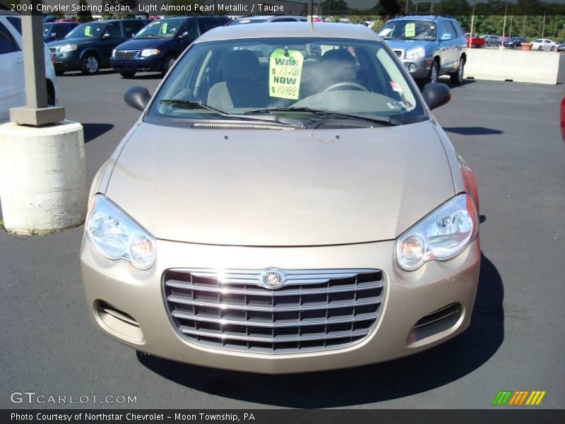 Light Almond Pearl Metallic / Taupe 2004 Chrysler Sebring Sedan