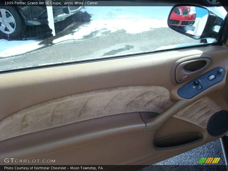 Arctic White / Camel 1999 Pontiac Grand Am SE Coupe