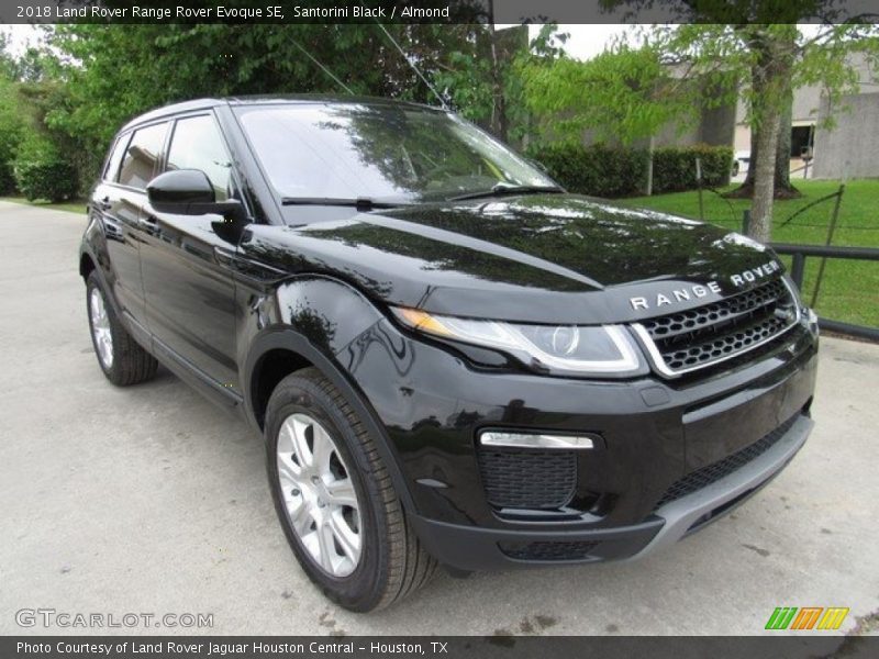 Santorini Black / Almond 2018 Land Rover Range Rover Evoque SE