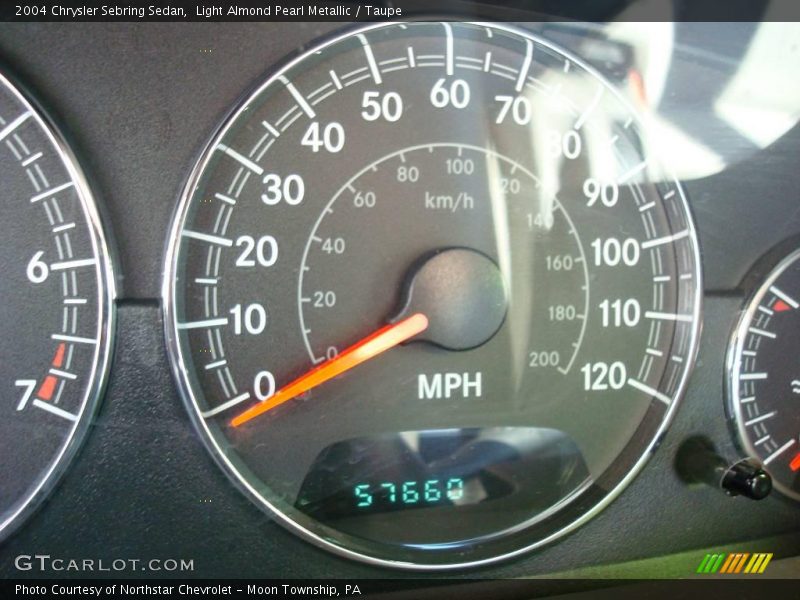 Light Almond Pearl Metallic / Taupe 2004 Chrysler Sebring Sedan