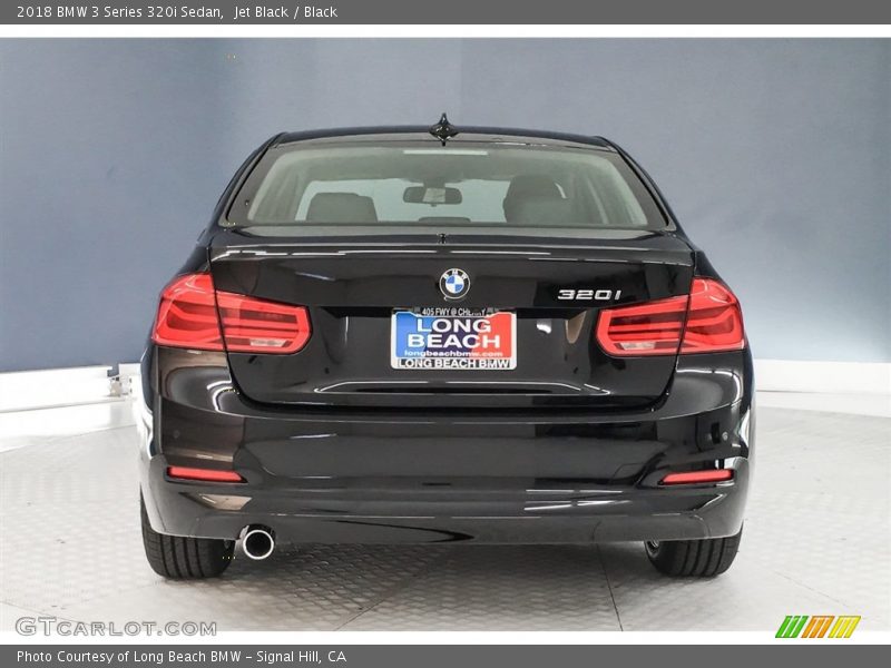 Jet Black / Black 2018 BMW 3 Series 320i Sedan