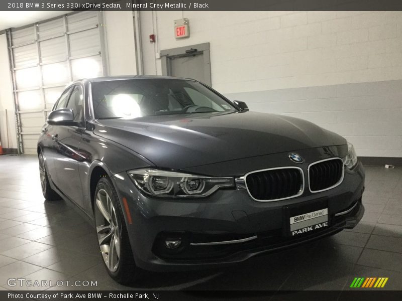 Mineral Grey Metallic / Black 2018 BMW 3 Series 330i xDrive Sedan