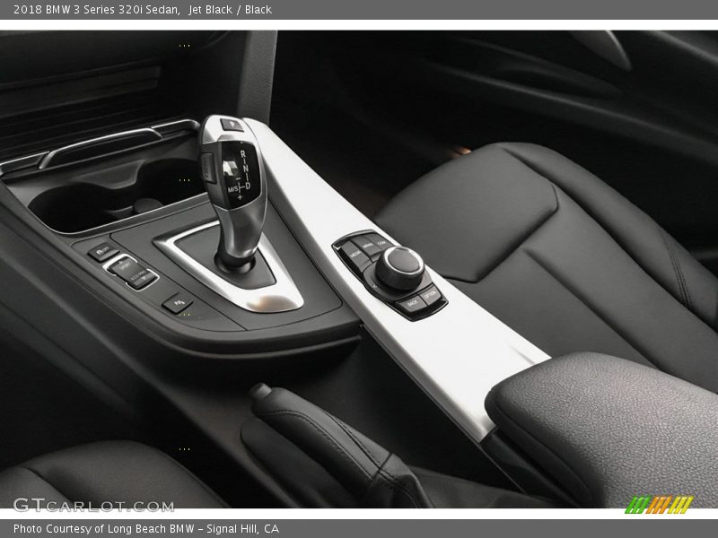 Jet Black / Black 2018 BMW 3 Series 320i Sedan